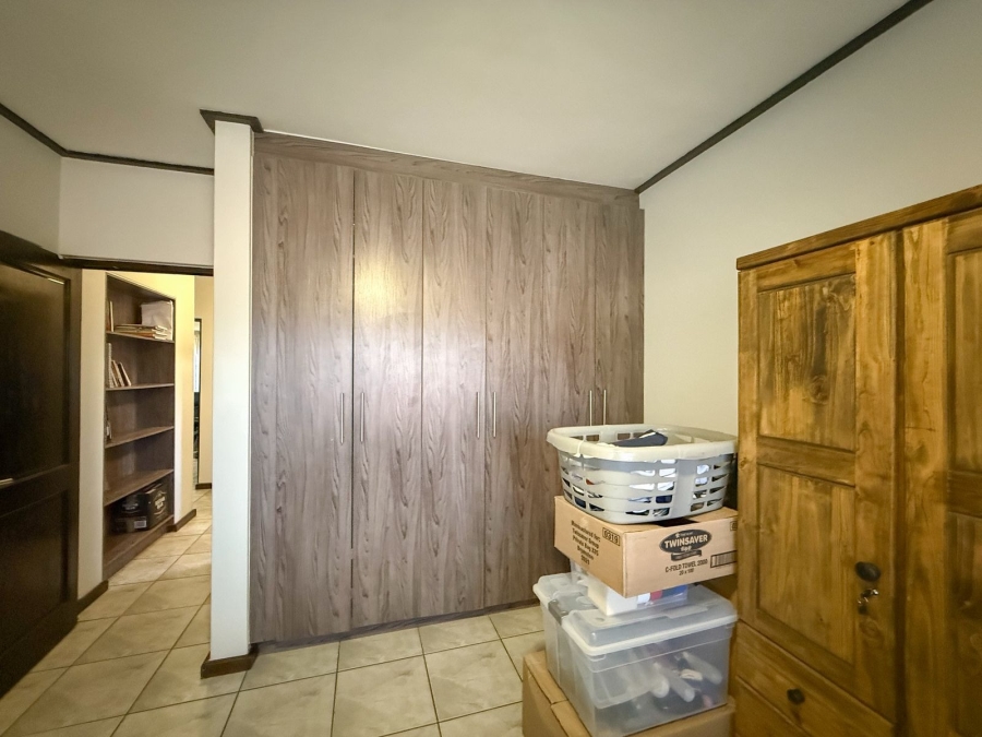 To Let 4 Bedroom Property for Rent in Xanadu Nature Estate North West